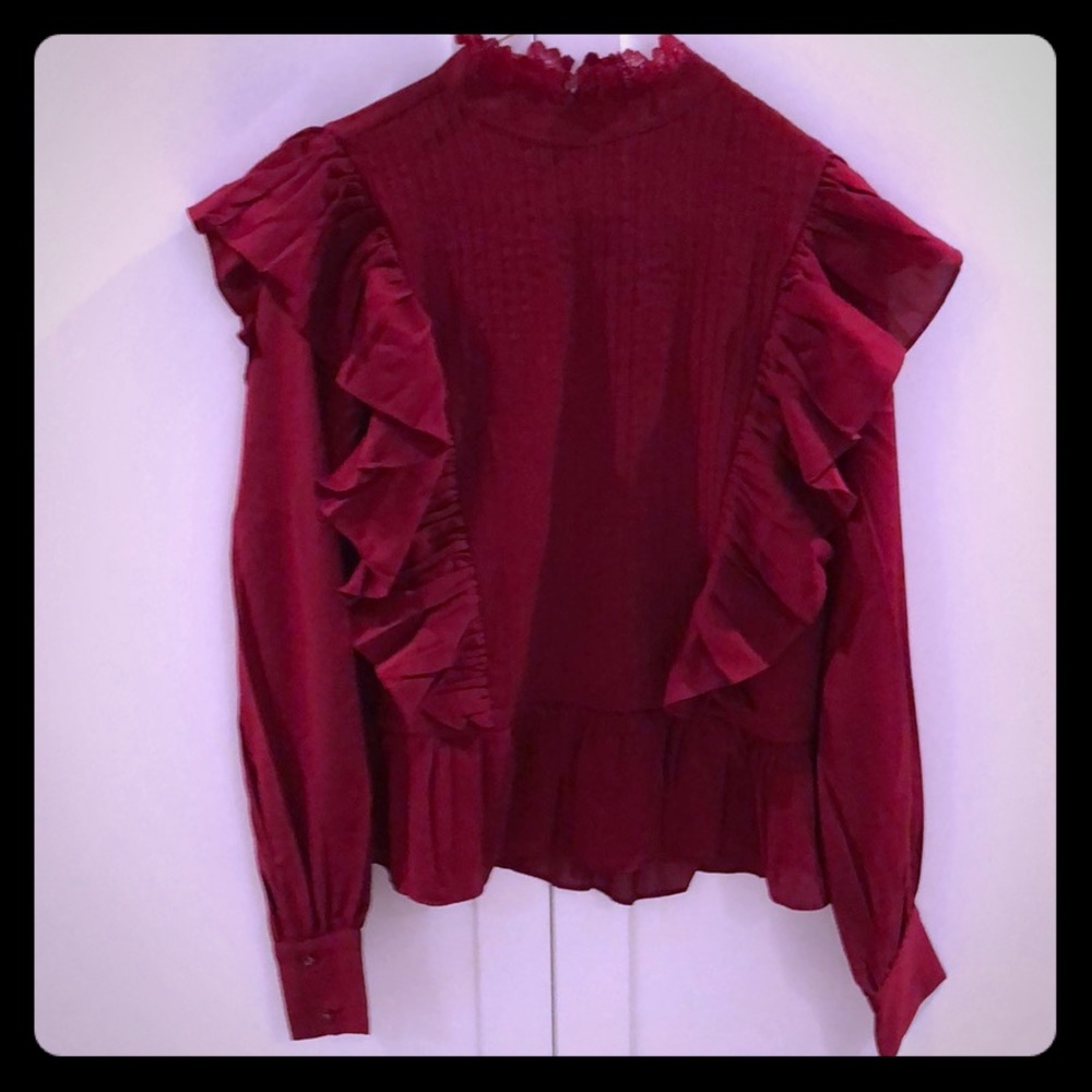 Blouse NWT Valencia & Vine